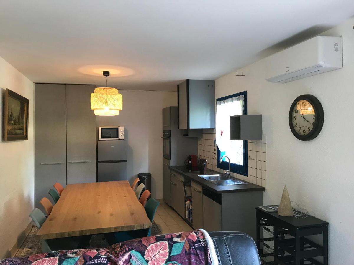 Gite Milin A Sizun Hebergement Confortable Pour 7 Pers Esterno foto