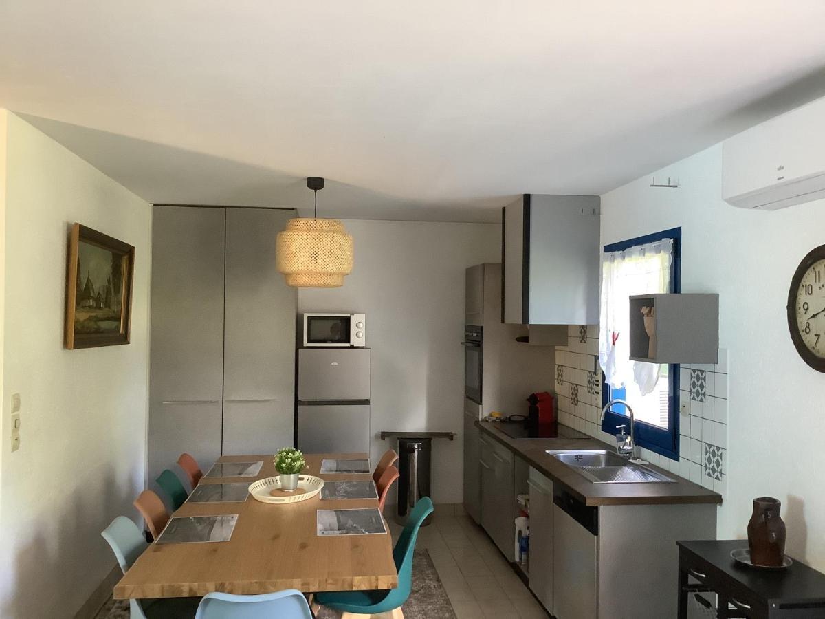 Gite Milin A Sizun Hebergement Confortable Pour 7 Pers Esterno foto