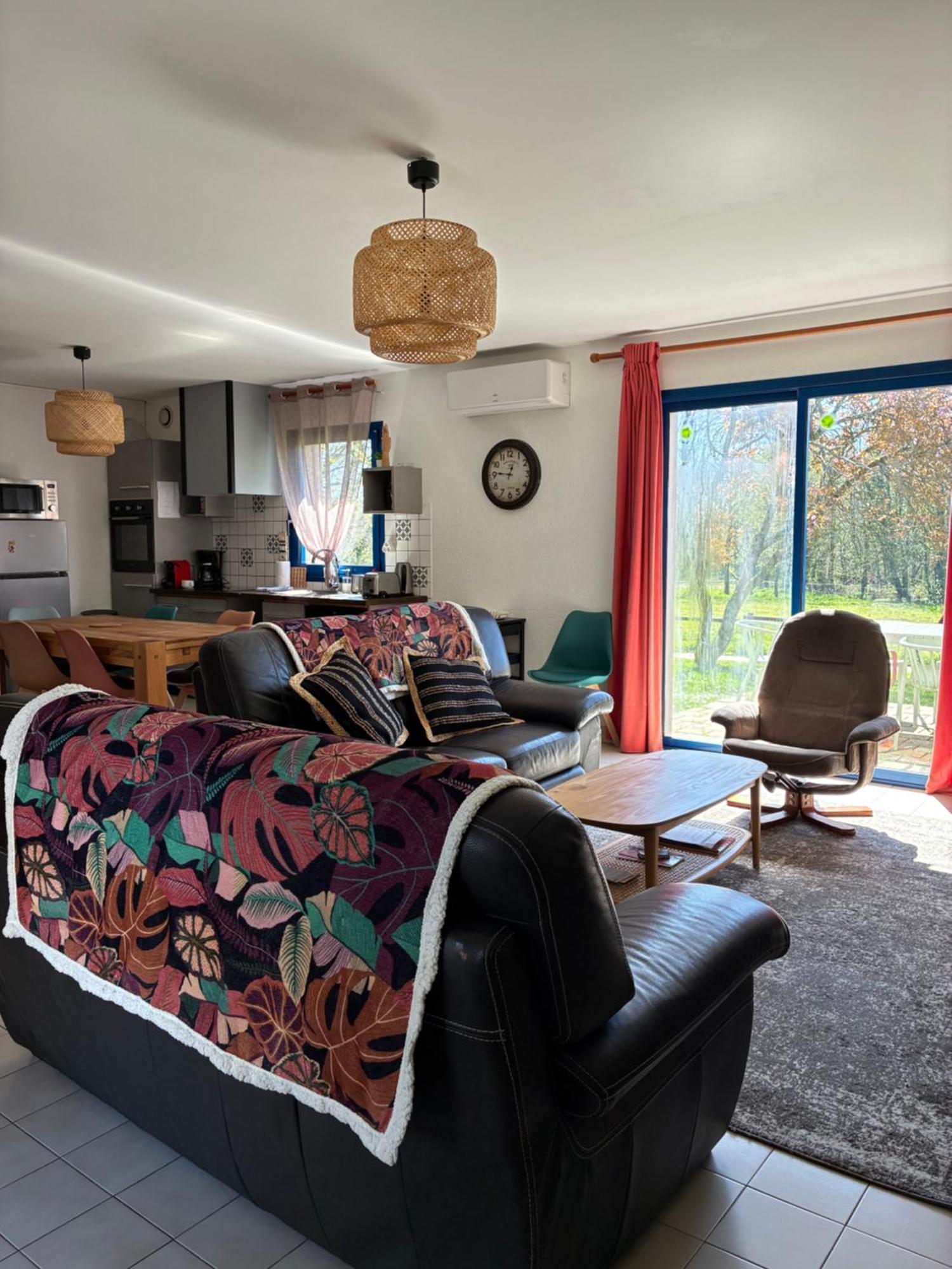 Gite Milin A Sizun Hebergement Confortable Pour 7 Pers Esterno foto